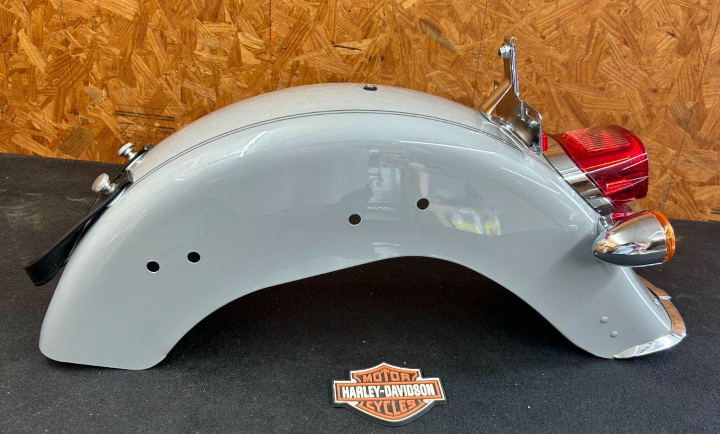 OEM HARLEY-DAVIDSON 2018-2024 Softail Heritage Rear Fender Billiard Grey