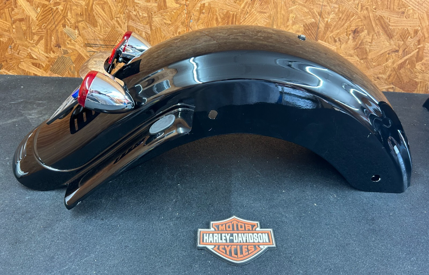 OEM HARLEY-DAVIDSON FLHX REAR FENDER VIVID BLACK 5900069DH