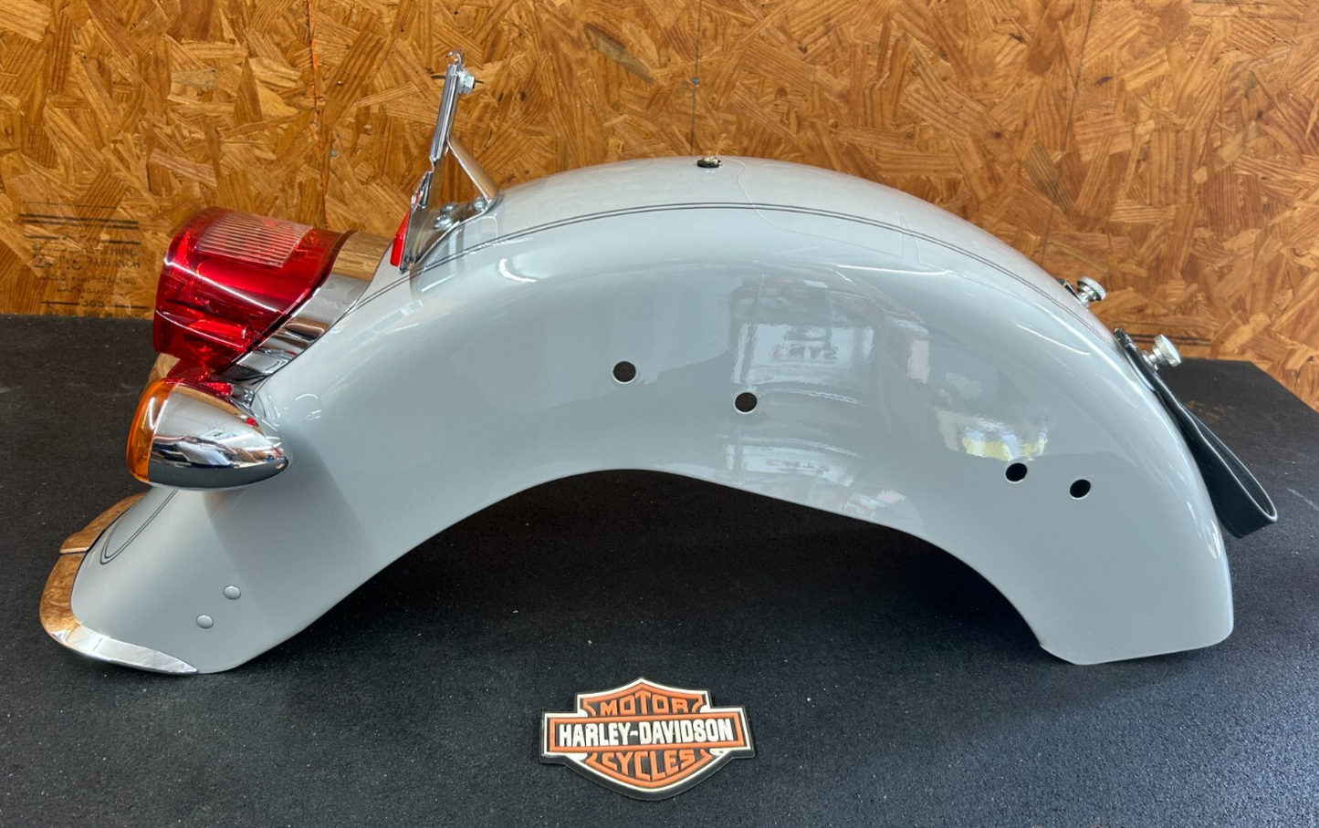 OEM HARLEY-DAVIDSON 2018-2024 Softail Heritage Rear Fender Billiard Grey