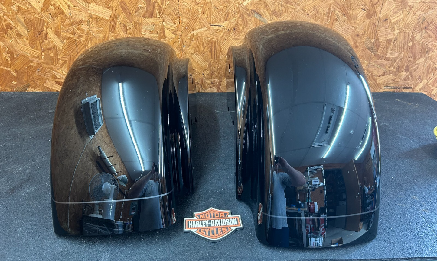 OEM HARLEY-DAVIDSON 15-24 Freewheeler Trike Left & Right Rear Fender Set